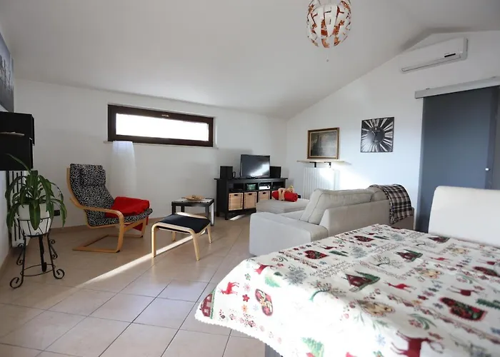 Uno Sguardo Sulla Valpolicella *