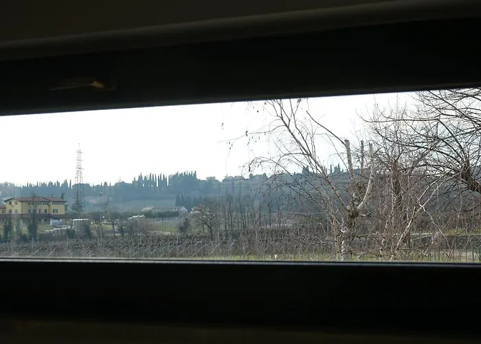 Uno Sguardo Sulla Valpolicella Апартаменты *